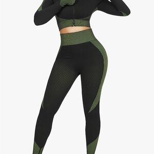 3 piece Athletic set , jacket ,leggings and sports bra, bottoms Med, tops Large